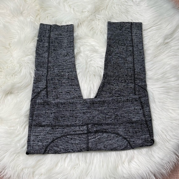 Lululemon Fast & Free Crop II Leggings - Picture 4 of 7